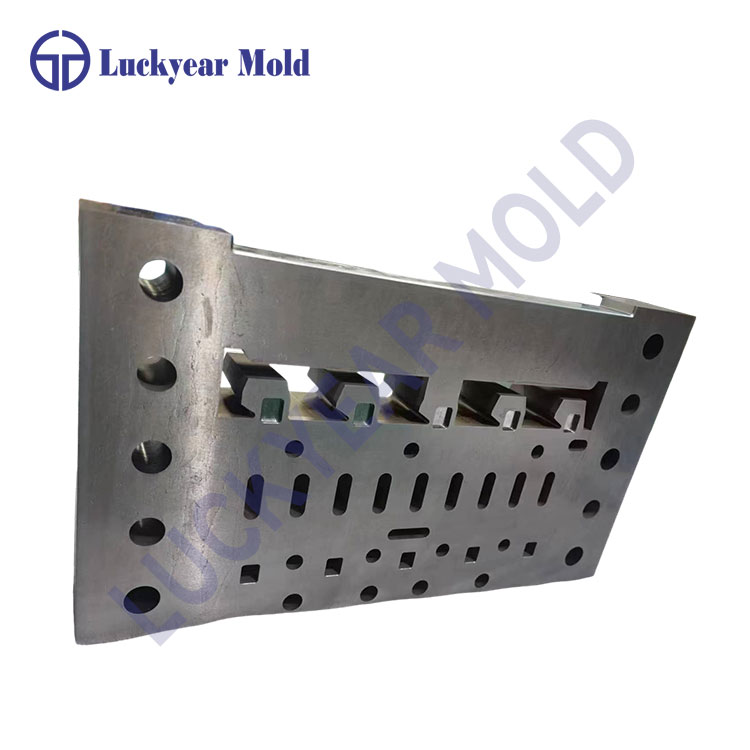 Cur CNC Machining Mold Plates Essentiales pro High-Precision Vestibulum?